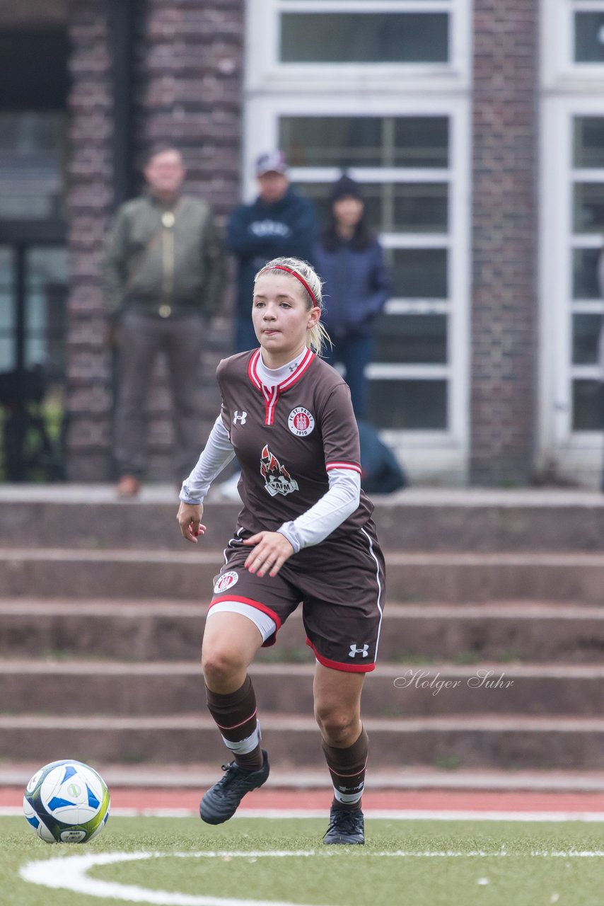 Bild 402 - B-Juniorinnen Walddoerfer - St.Pauli : Ergebnis: 4:1